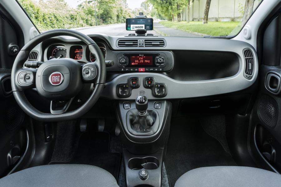 Торпедо Fiat Panda City Cross Waze (319) 2018 года  (фото 4 из 10)
